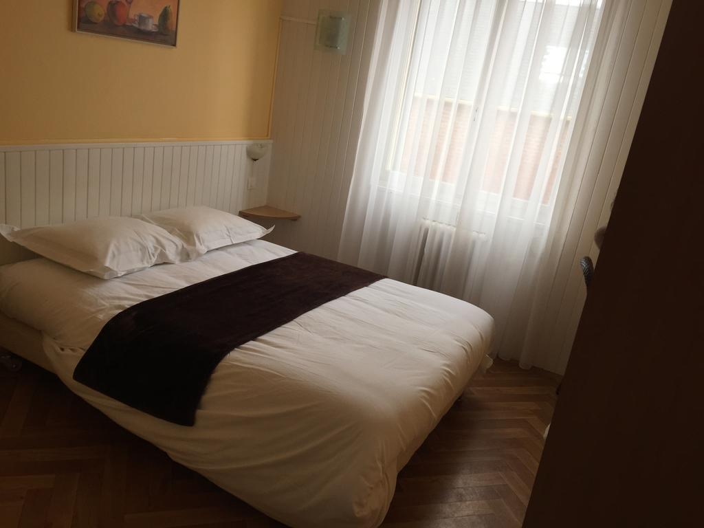 Arcantis Hotel La Residence Cergy Extérieur photo