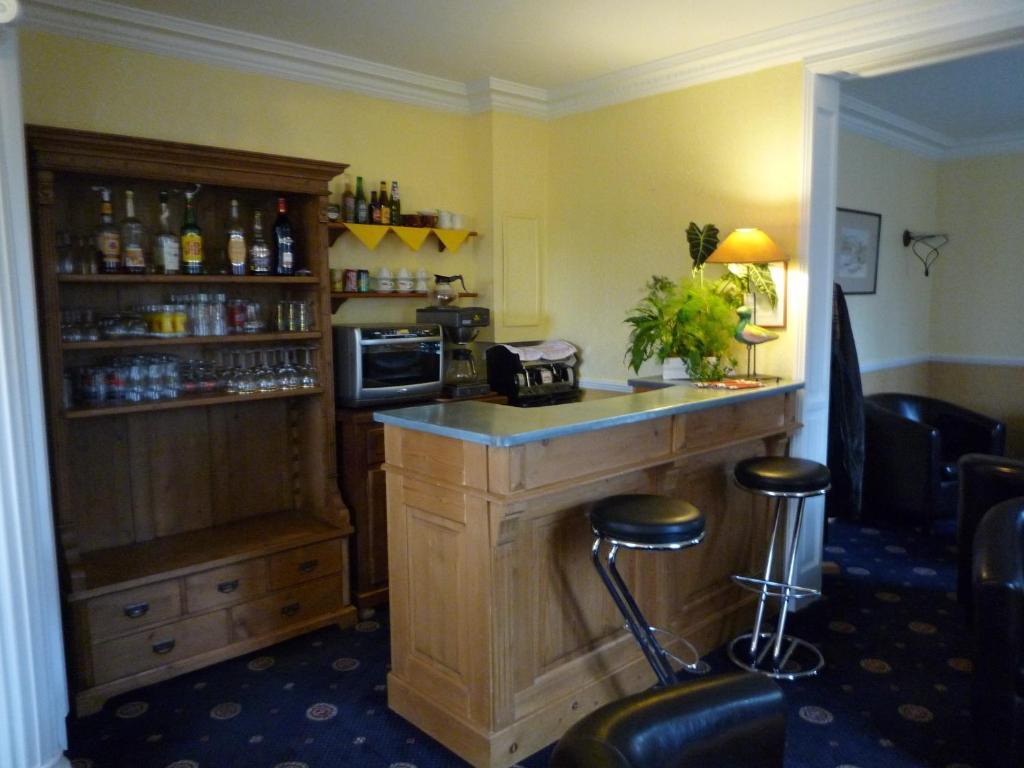 Arcantis Hotel La Residence Cergy Extérieur photo